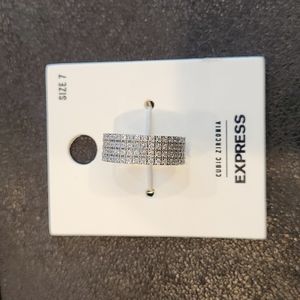 Express Cubic Zirconia Ring 💍 Size 7